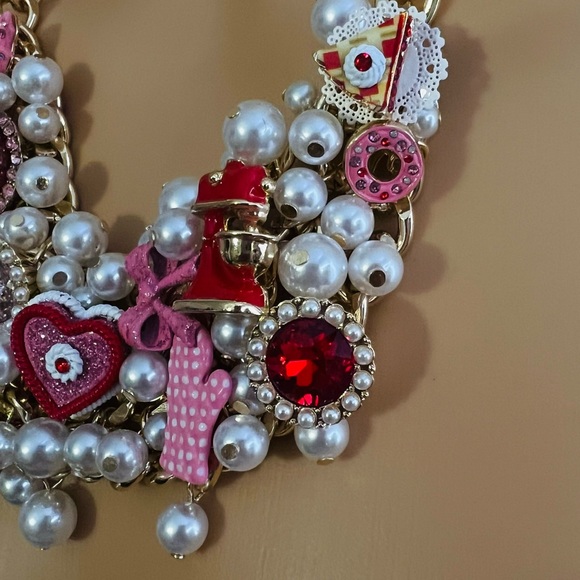 New Betsey Johnson BAKING CHARMS SHAKER COLLAR NECKLACE - Picture 8 of 11